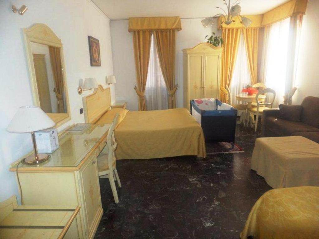 Ca Del Pozzo Hotel Venedig Værelse billede